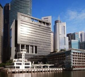 OUE Bayfront office space for rent